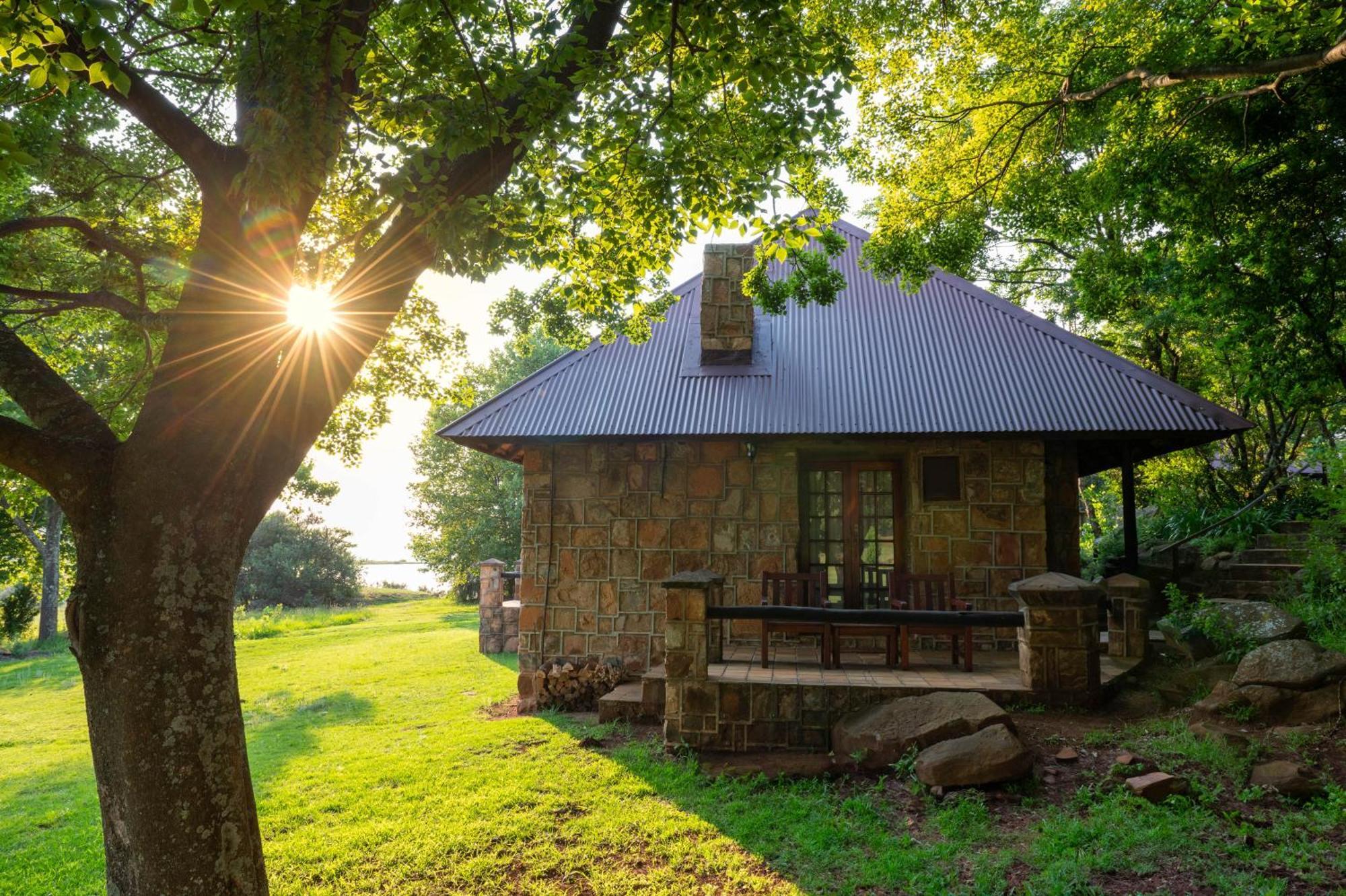 Walkersons Hotel & Spa Dullstroom Exterior foto