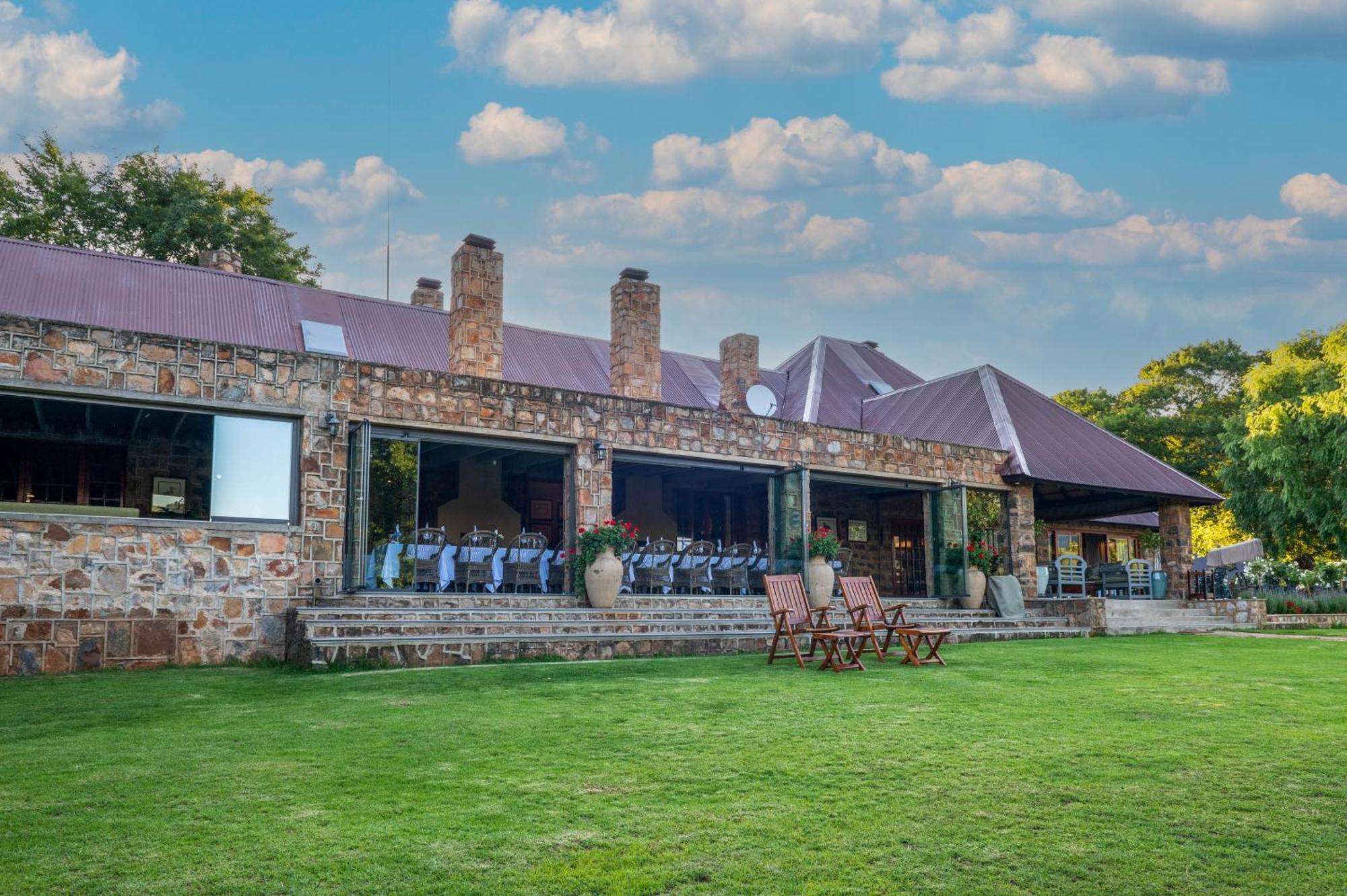 Walkersons Hotel & Spa Dullstroom Exterior foto